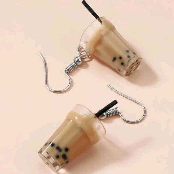 Boba Drink straw Drop Earrings New - Picture 3 of 4